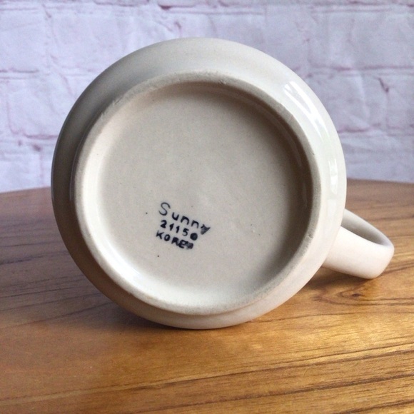 Vintage Rainbow Stripe Ceramic Mug - Picture 6 of 6